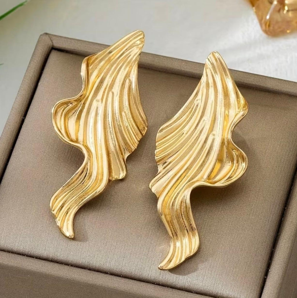 Luxury Gold Abstract Wave Statement Earrings for Women